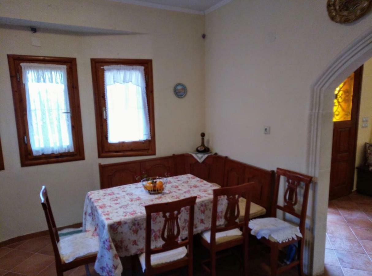Villa Silvia Agios Matthaios  Luaran gambar